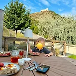 Milujto, Palava Apartament